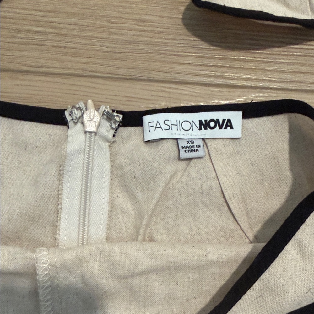 Fashion Nova Beige and Black Trim Set - Picture 2 of 3